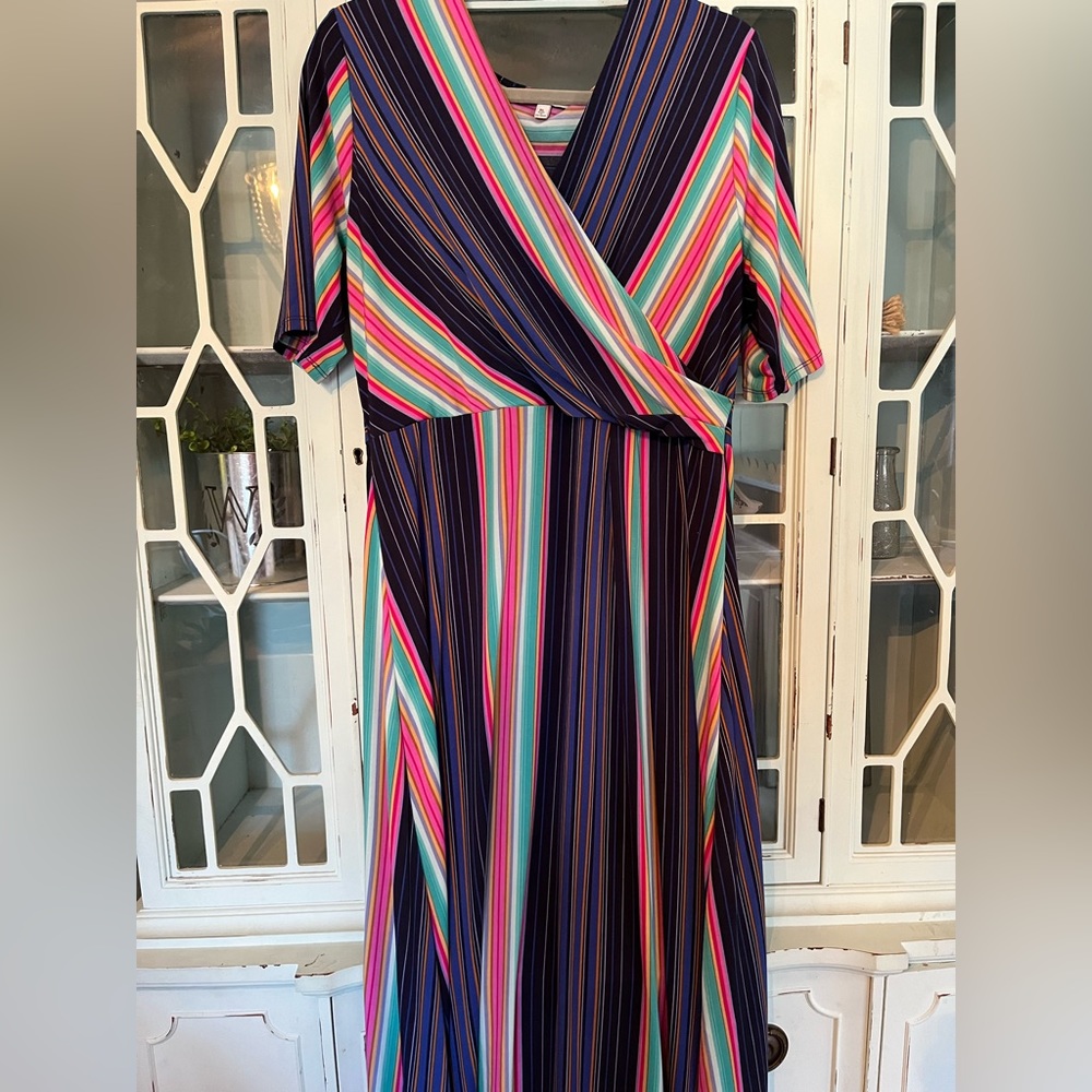 Chaus maxi dress